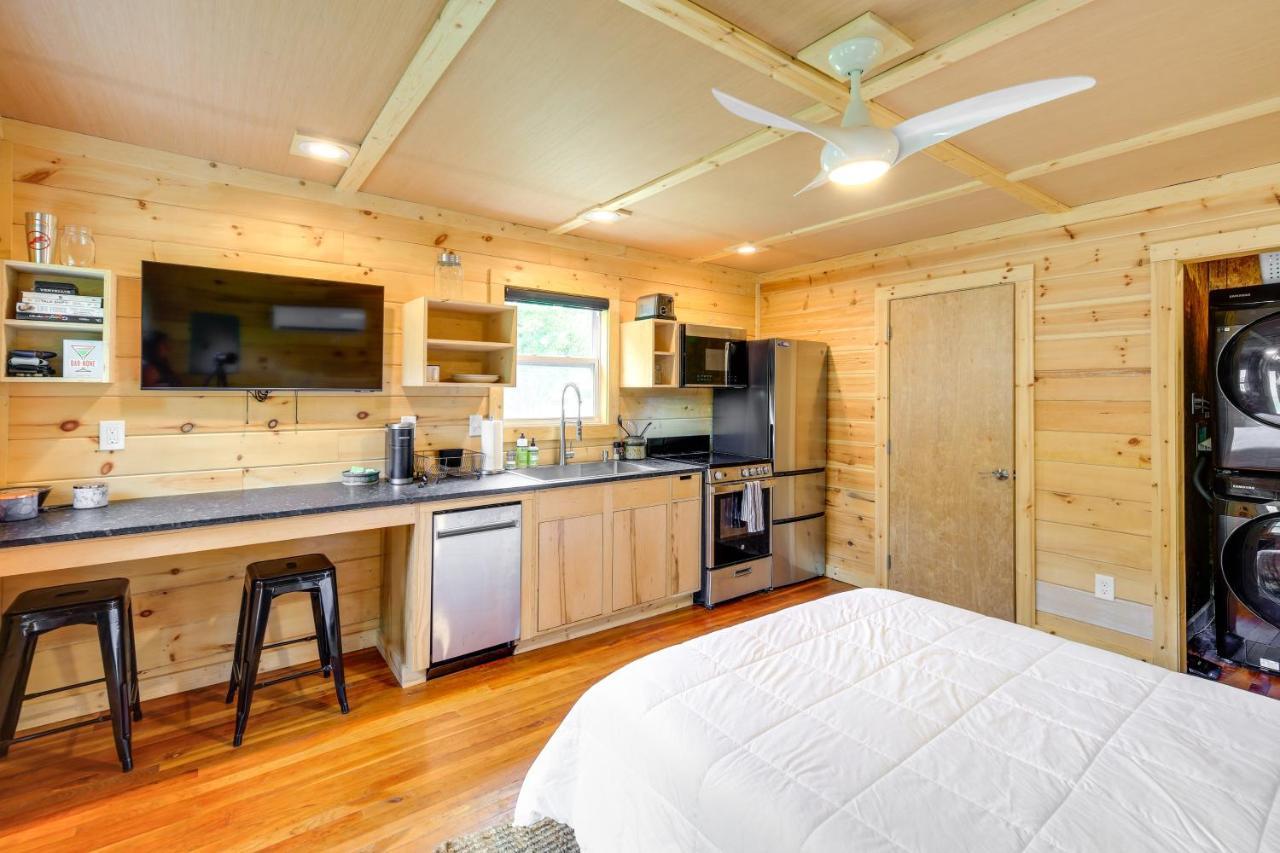 Cozy Hikers Hideaway Steps From Creeper Trail! Apartment Damascus Exterior photo